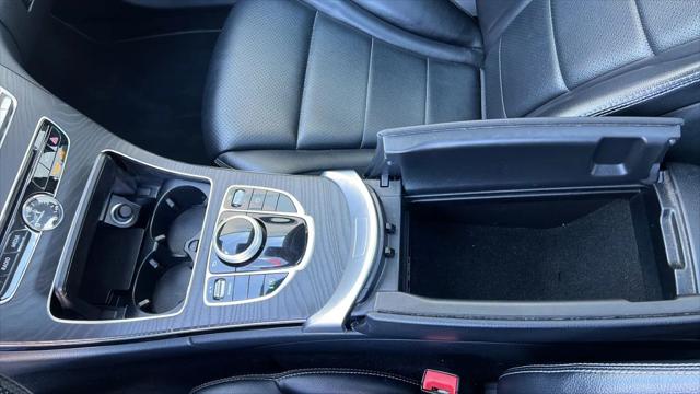 2017 Mercedes-Benz C-CLASS C 300 C 300 4MATIC Sedan 4D