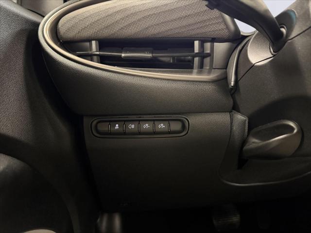 2025 Fiat 500e Giorgio Armani FWD