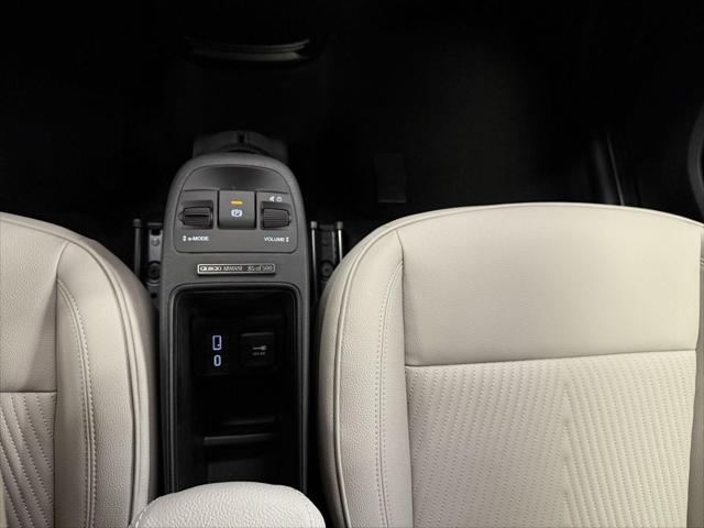 2025 Fiat 500e Giorgio Armani FWD