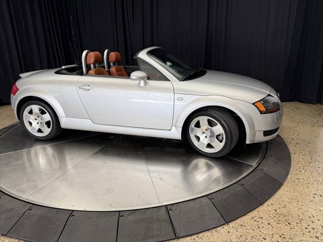 2001 Audi TT 225hp quattro AWD 2dr Roadster