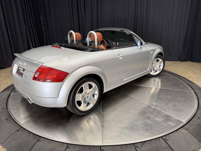 2001 Audi TT 225hp quattro AWD 2dr Roadster