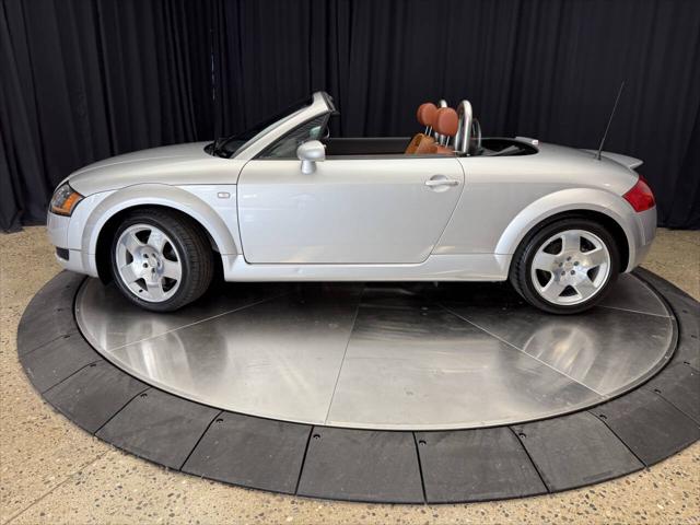 2001 Audi TT 225hp quattro AWD 2dr Roadster