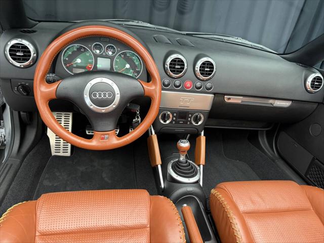 2001 Audi TT 225hp quattro AWD 2dr Roadster