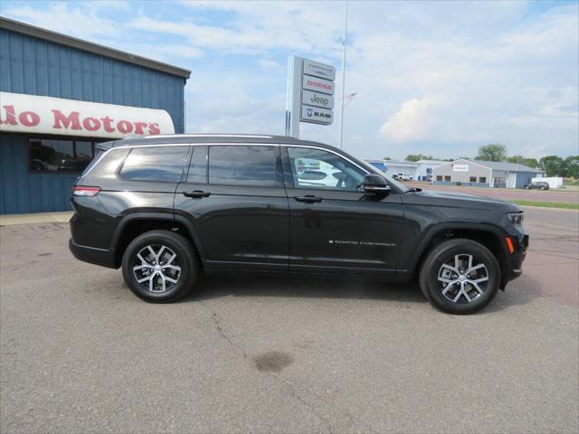 2023 Jeep Grand Cherokee L Limited 4x4 2023 Jeep Grand Cherokee L Limited 4x4