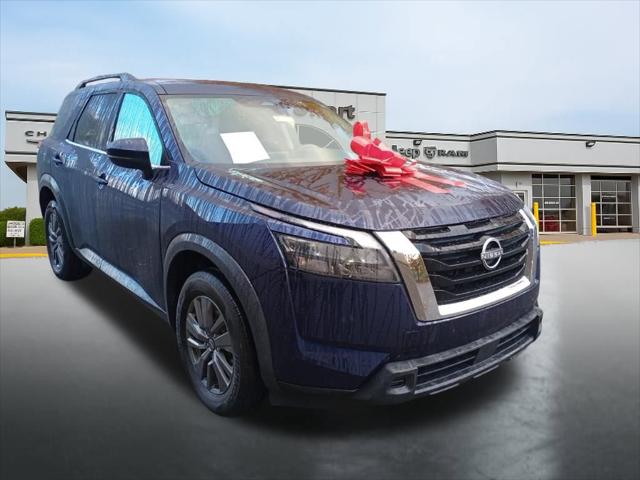 2023 Nissan Pathfinder SV 4WD 2023 Nissan Pathfinder SV 4WD