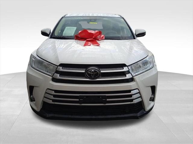 2018 Toyota Highlander LE Plus 2018 Toyota Highlander LE Plus