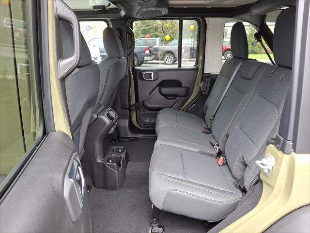 2025 Jeep Wrangler 4-Door Willys 4x4