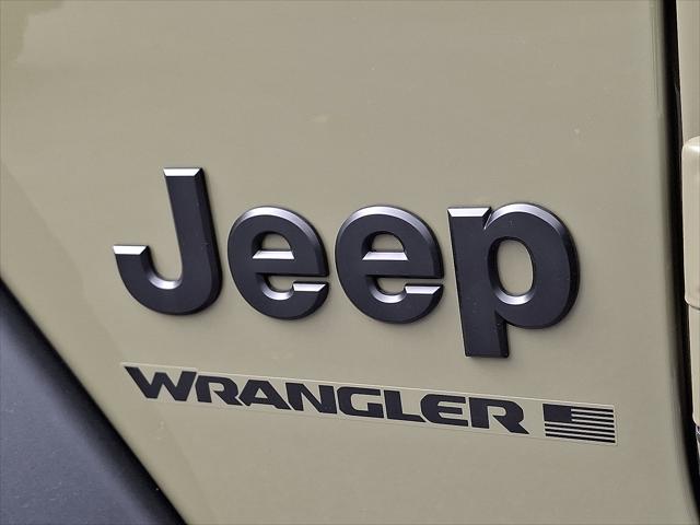 2025 Jeep Wrangler 4-Door Willys 4x4