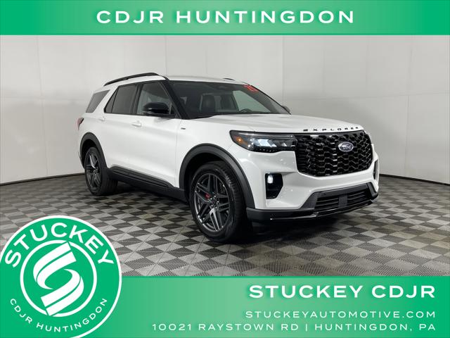 2025 Ford Explorer ST-Line