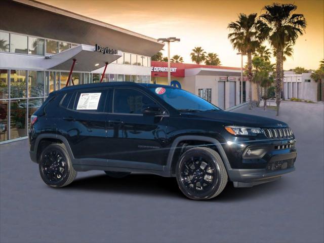 2025 Jeep Compass Latitude 4x4 2025 Jeep Compass Latitude 4x4