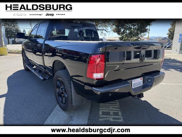 2017 RAM 2500 Big Horn Crew Cab 4x2 64 Box 2017 RAM 2500 Big Horn Crew Cab 4x2 64 Box