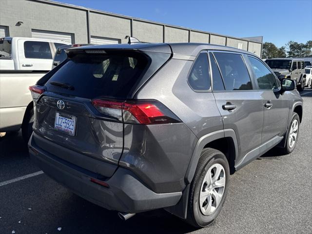 2024 Toyota RAV4 LE 2024 Toyota RAV4 LE