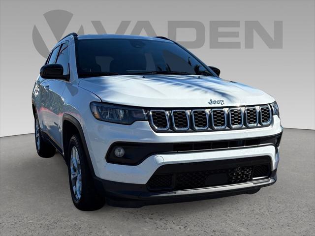 2024 Jeep Compass Latitude 4x4 2024 Jeep Compass Latitude 4x4