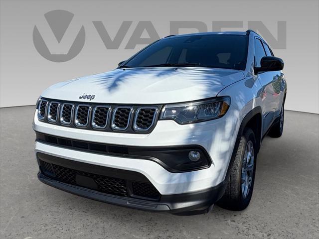 2024 Jeep Compass Latitude 4x4 2024 Jeep Compass Latitude 4x4