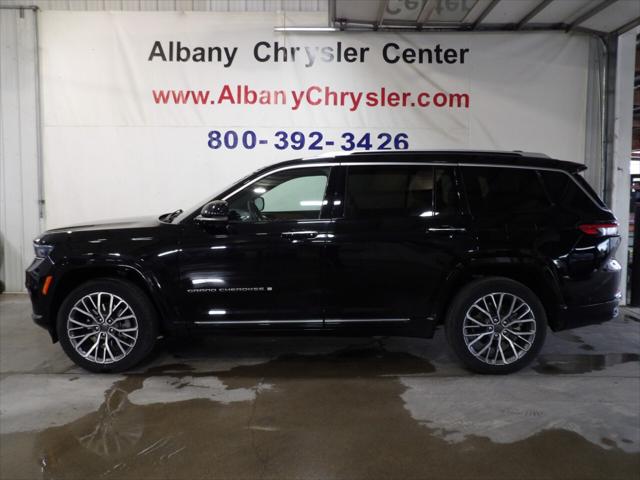 2021 Jeep Grand Cherokee L Summit Reserve 4x4 2021 Jeep Grand Cherokee L Summit Reserve 4x4