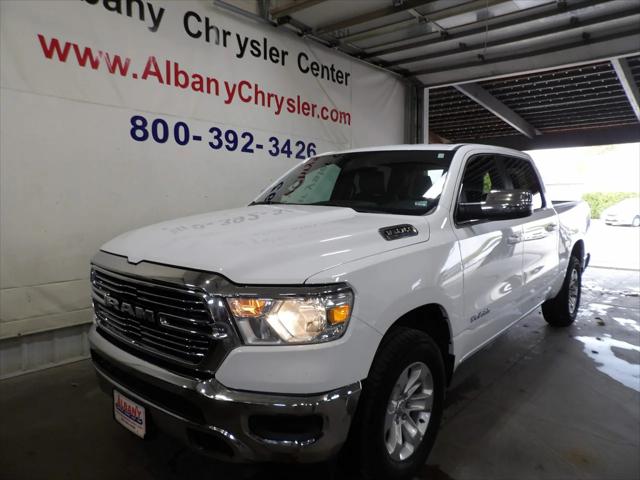 2024 RAM 1500 Laramie Crew Cab 4x4 57 Box 2024 RAM 1500 Laramie Crew Cab 4x4 57 Box