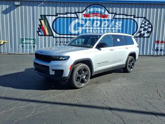 2023 Jeep Grand Cherokee L Altitude 4x4 2023 Jeep Grand Cherokee L Altitude 4x4