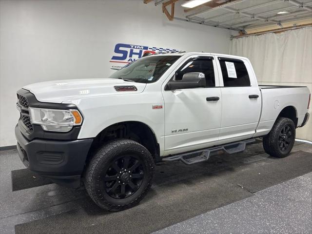 2020 RAM 2500 Tradesman Crew Cab 4X4 64 Box