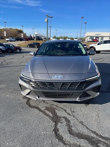 2024 Hyundai Elantra SEL 2024 Hyundai Elantra SEL