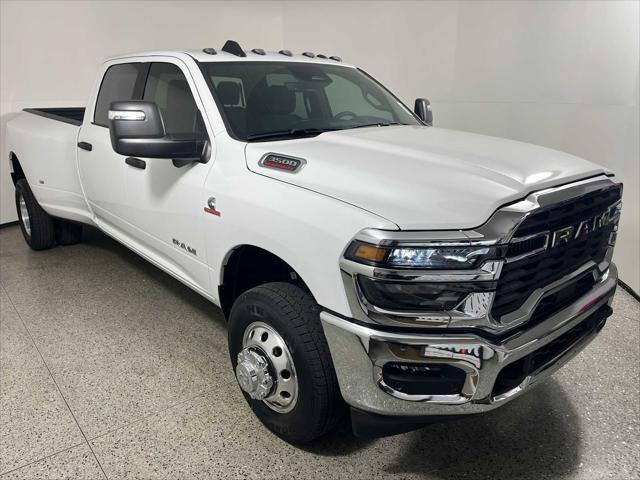 2026 RAM Ram 3500 RAM 3500 BIG HORN CREW CAB 4X4 8 BOX