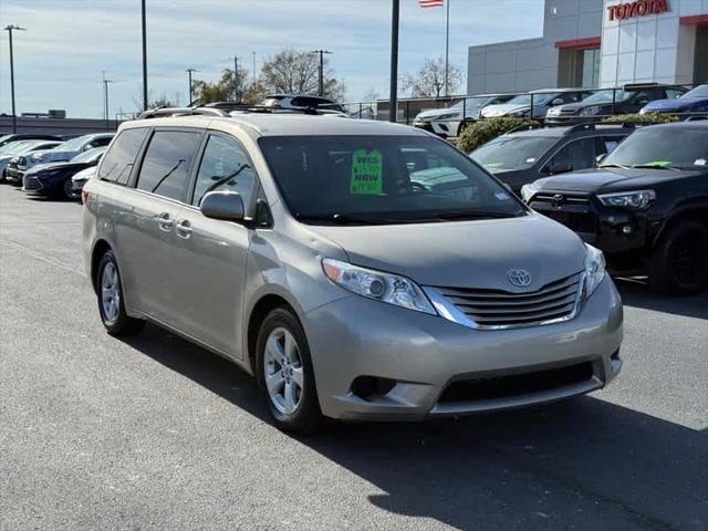 2015 Toyota Sienna 5dr 8-Pass Van LE FWD