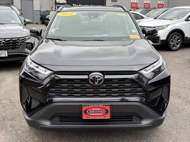 2025 Toyota RAV4 XLE [6]
