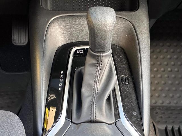 2025 Toyota Corolla Hybrid LE [18]