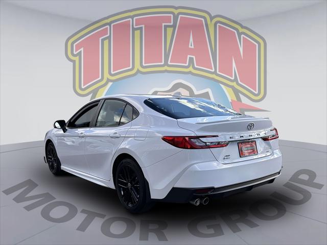 2025 Toyota Camry SE AWD (Natl) [3]