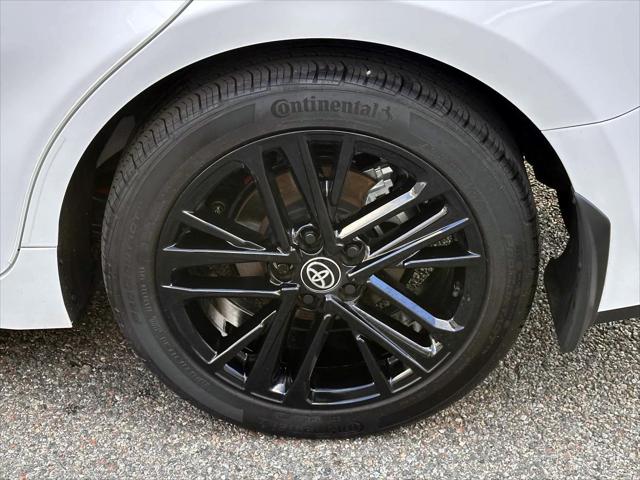 2025 Toyota Camry SE AWD (Natl) [10]