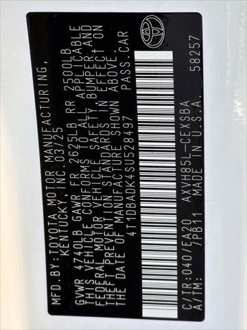 2025 Toyota Camry SE AWD (Natl) [30]