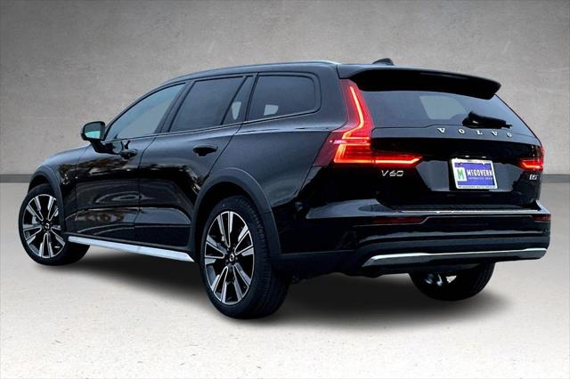 2026 Volvo V60 Cross Country Ultra, B5 AWD Gas (mild hybrid)