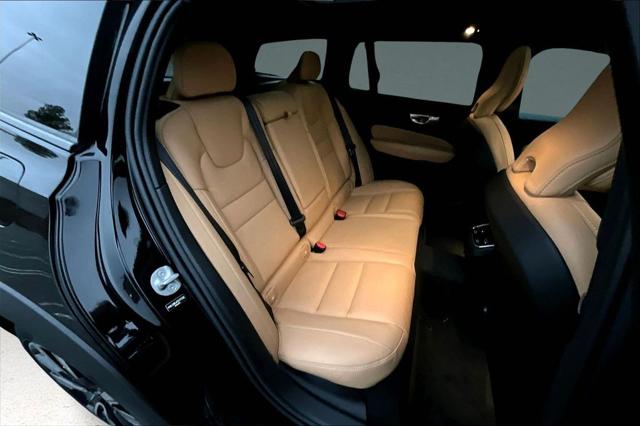 2026 Volvo V60 Cross Country Ultra, B5 AWD Gas (mild hybrid)