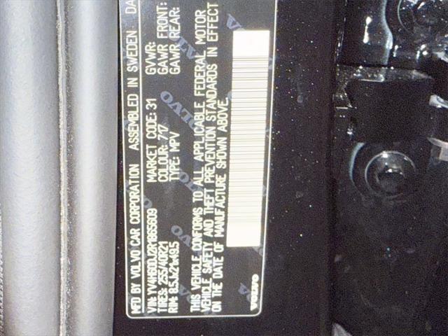2024 Volvo XC60 Recharge T8 Ultimate Black Edition