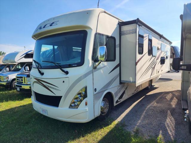 2018 Ford F-53 30.2 for sale in Suamico, WI