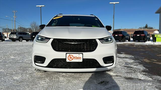 2026 Chrysler Pacifica Limited AWD