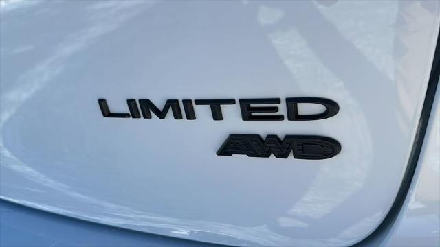 2026 Chrysler Pacifica Limited AWD