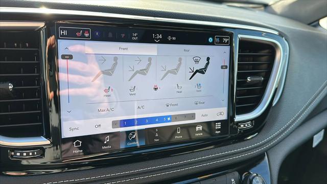 2026 Chrysler Pacifica Limited AWD