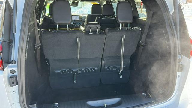 2026 Chrysler Pacifica Limited AWD
