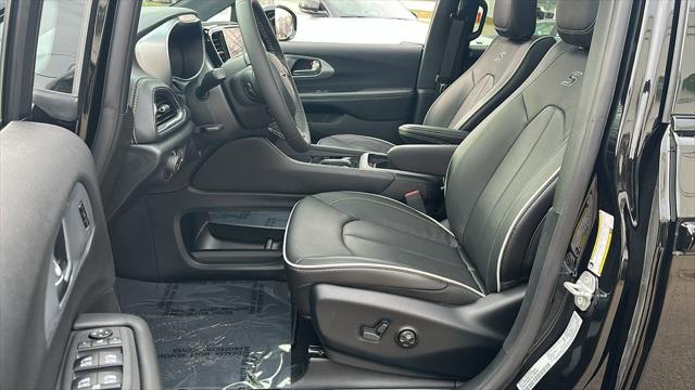 2026 Chrysler Pacifica Limited AWD