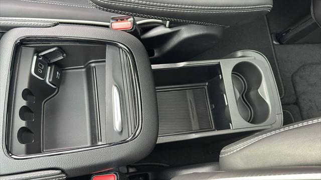 2026 Chrysler Pacifica Limited AWD