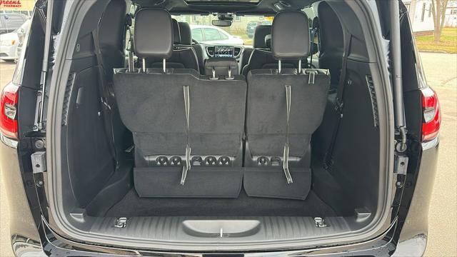 2026 Chrysler Pacifica Limited AWD