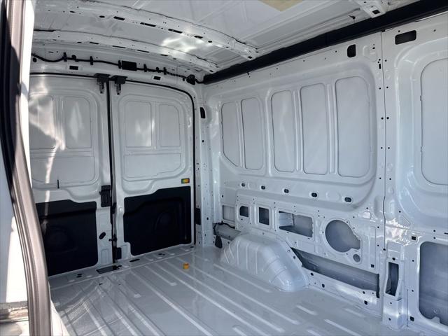 2026 Ford Transit Cargo Van Base
