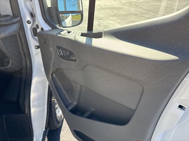2026 Ford Transit Cargo Van Base