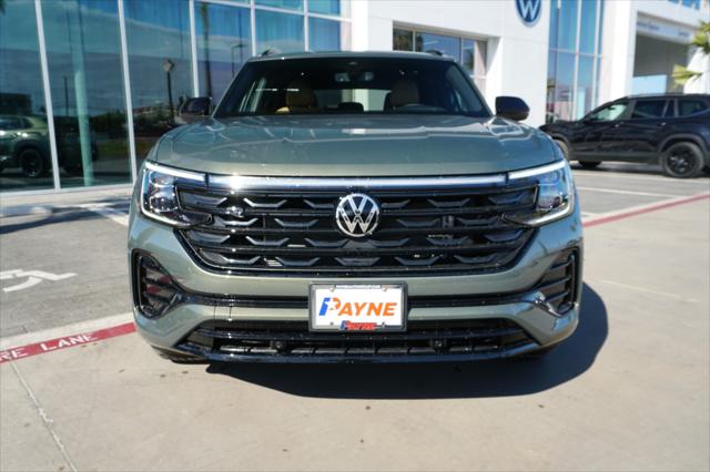 2026 Volkswagen Atlas Cross Sport 2.0T SEL R-Line Black