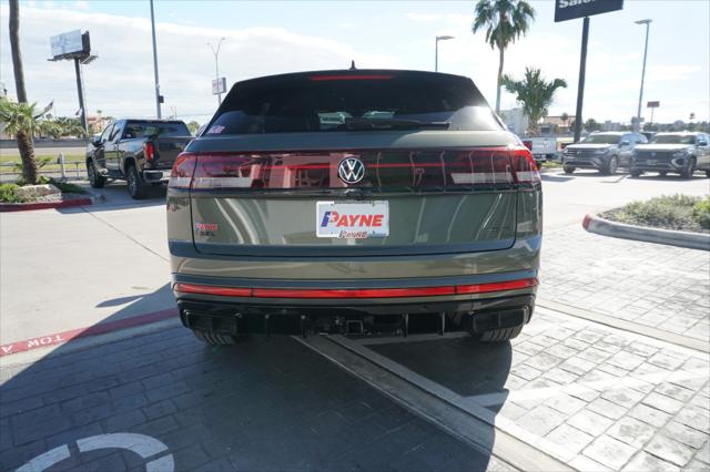 2026 Volkswagen Atlas Cross Sport 2.0T SEL R-Line Black