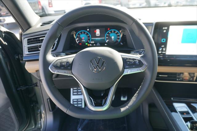 2026 Volkswagen Atlas Cross Sport 2.0T SEL R-Line Black