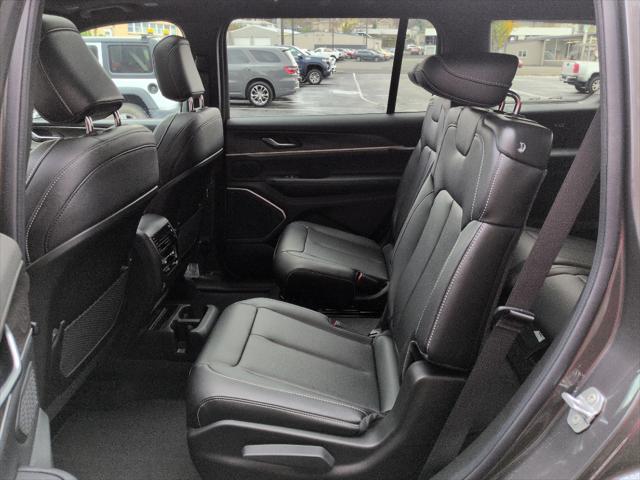2025 Jeep Grand Cherokee L Limited 4x4