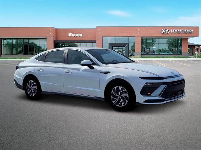 2026 Hyundai Sonata Hybrid Blue