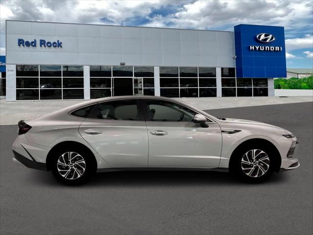 2026 Hyundai Sonata Hybrid Blue