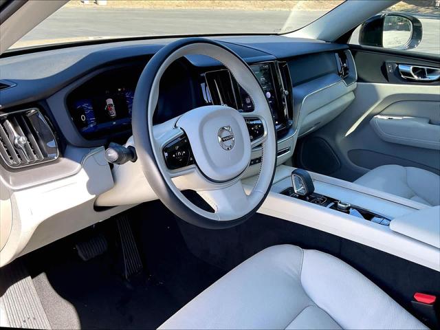 2025 Volvo XC60 B5 Core